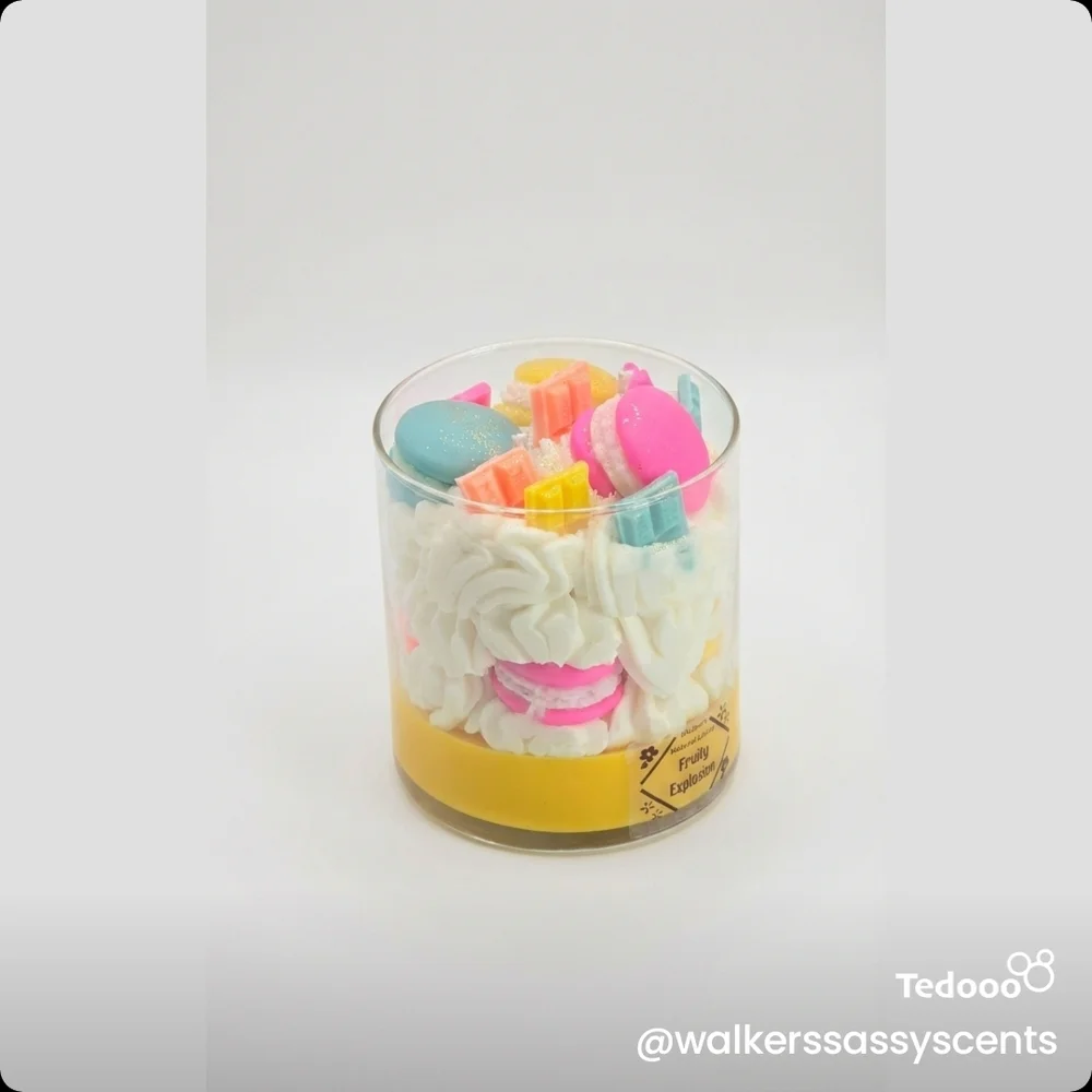 Walker's Sassy Scents Fruity Explosion Candle - Multicolor - Picture 3 of 5